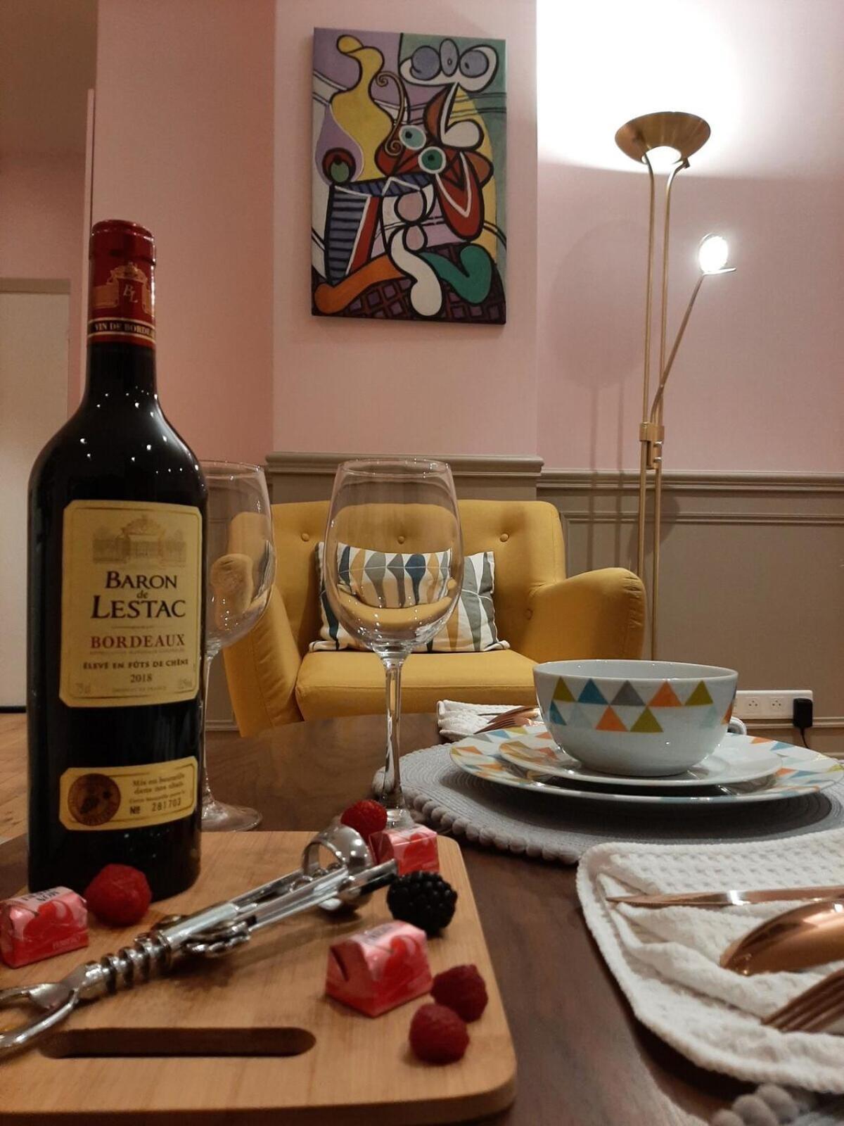 Luxury Suite Paris Republique Экстерьер фото