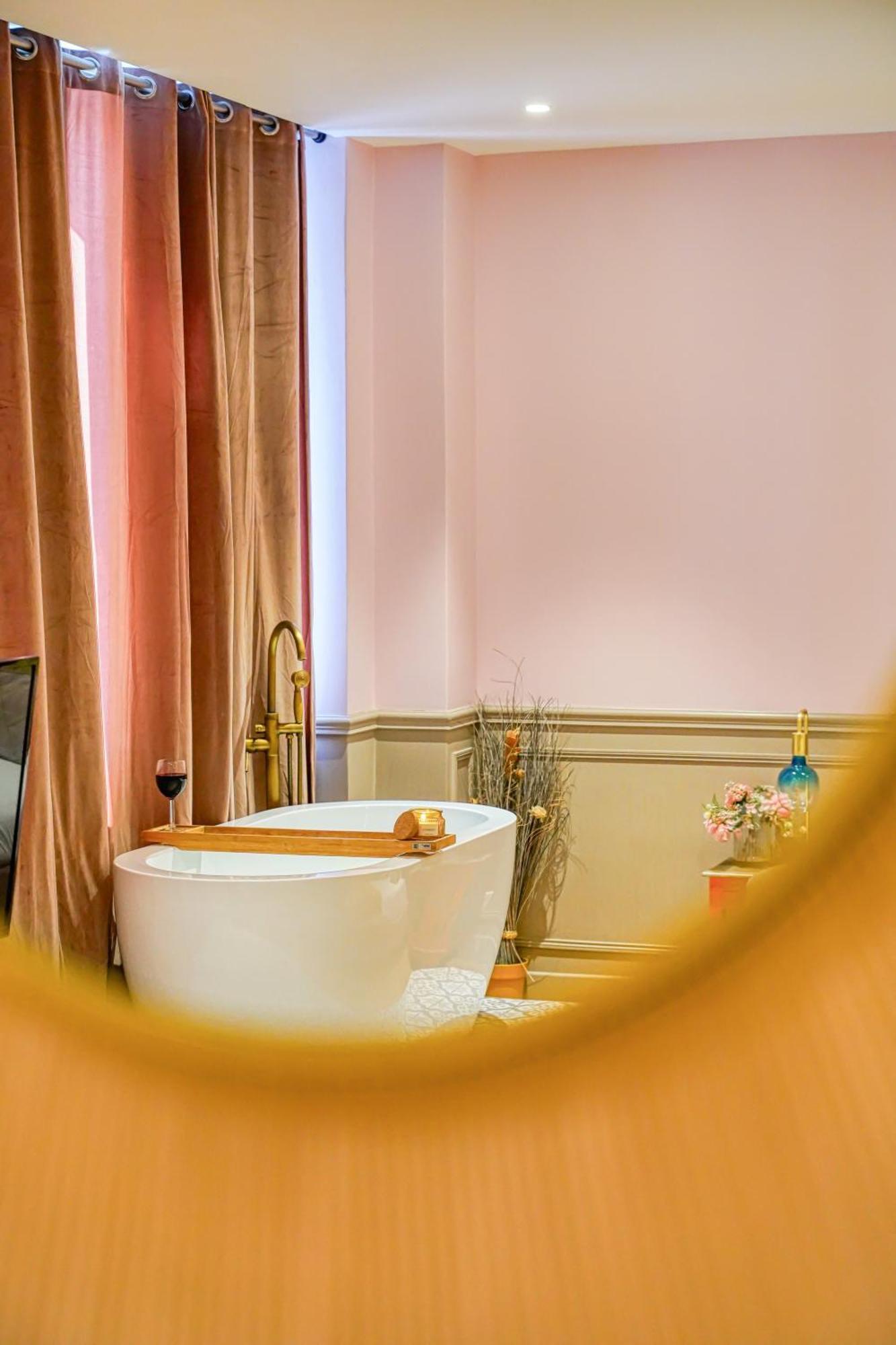 Luxury Suite Paris Republique Экстерьер фото